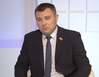 Депутат единорос забуксовал